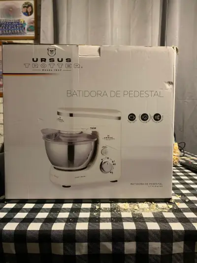 Batidora de pedestal Ursus Trotter - miniatura 1