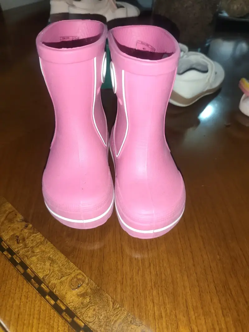 Botas rosadas para lluvia - 1