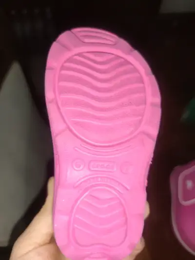 Botas rosadas para lluvia - miniatura 3