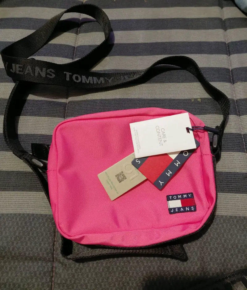 Bandolera rosa Tommy Jeans nueva - 1