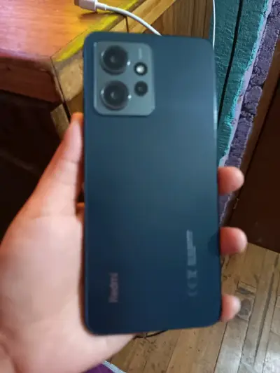 Smartphone Xiaomi con pantalla grande - miniatura 2