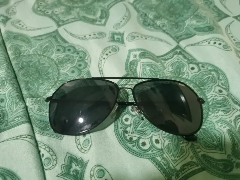 Lentes de sol aviador negros - 1