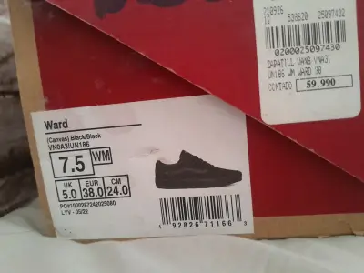 Zapatillas Vans negras - miniatura 3