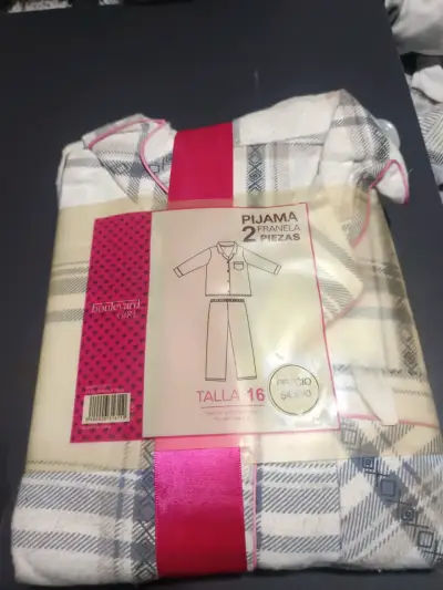 Pijama de franela 2 piezas talla 16 - miniatura 1