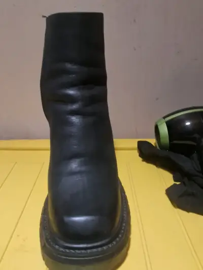 Botín negro de cuero,  marca ZAPPA ,talla 38 - miniatura 1