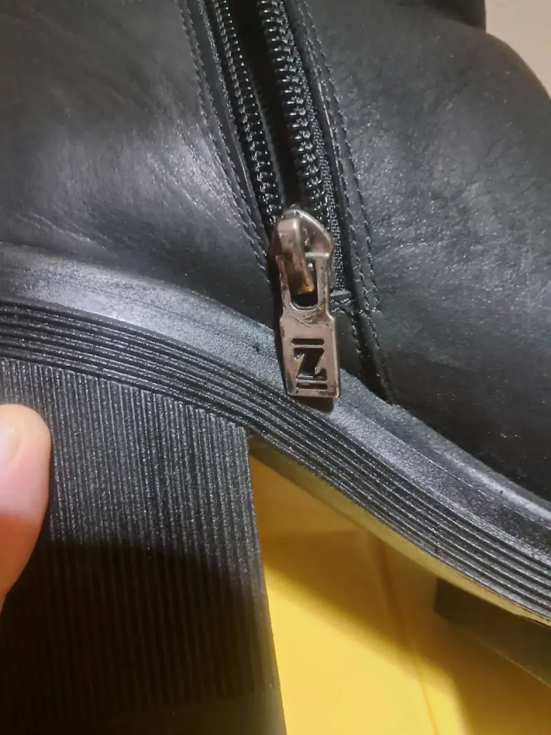 Botín negro de cuero, marca ZAPPA ,talla 38 - 4