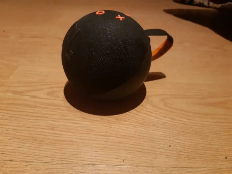 Parlante portátil JBL negro - 2