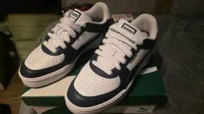 Zapatillas deportivas Puma blancas - miniatura 1