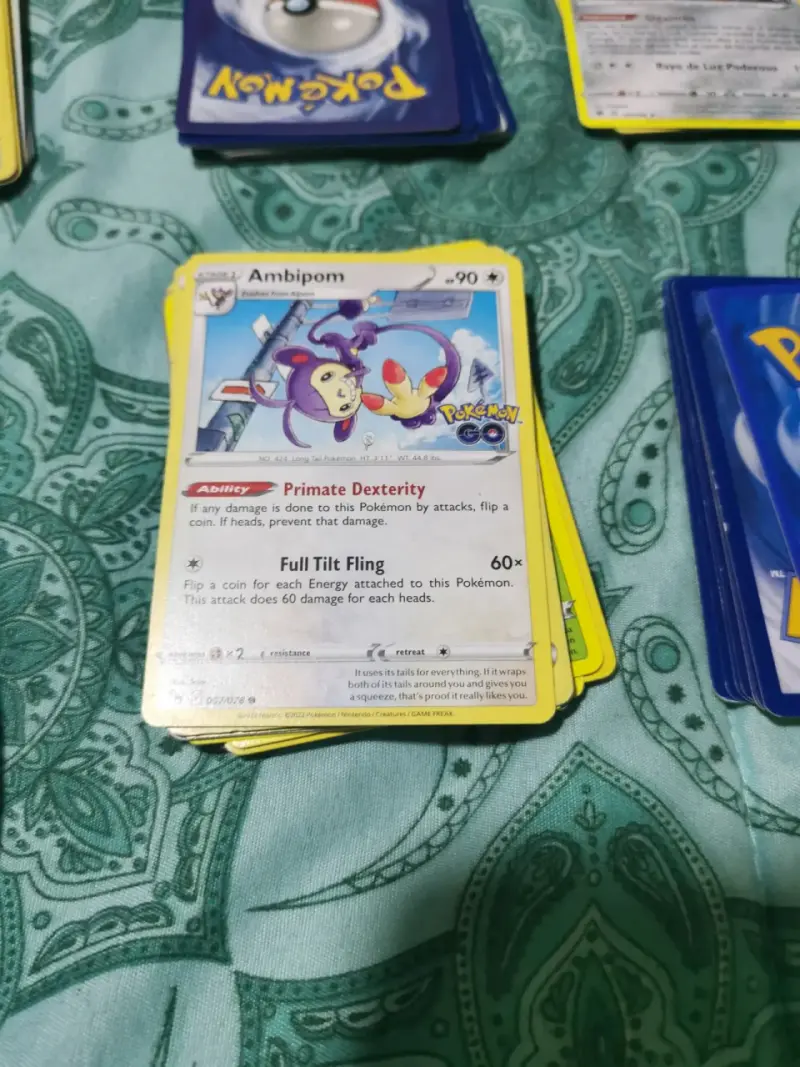 Lote 50 cartas Pokémon - 3