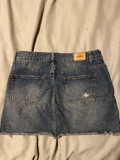 Mini falda denim rasgada - miniatura 2