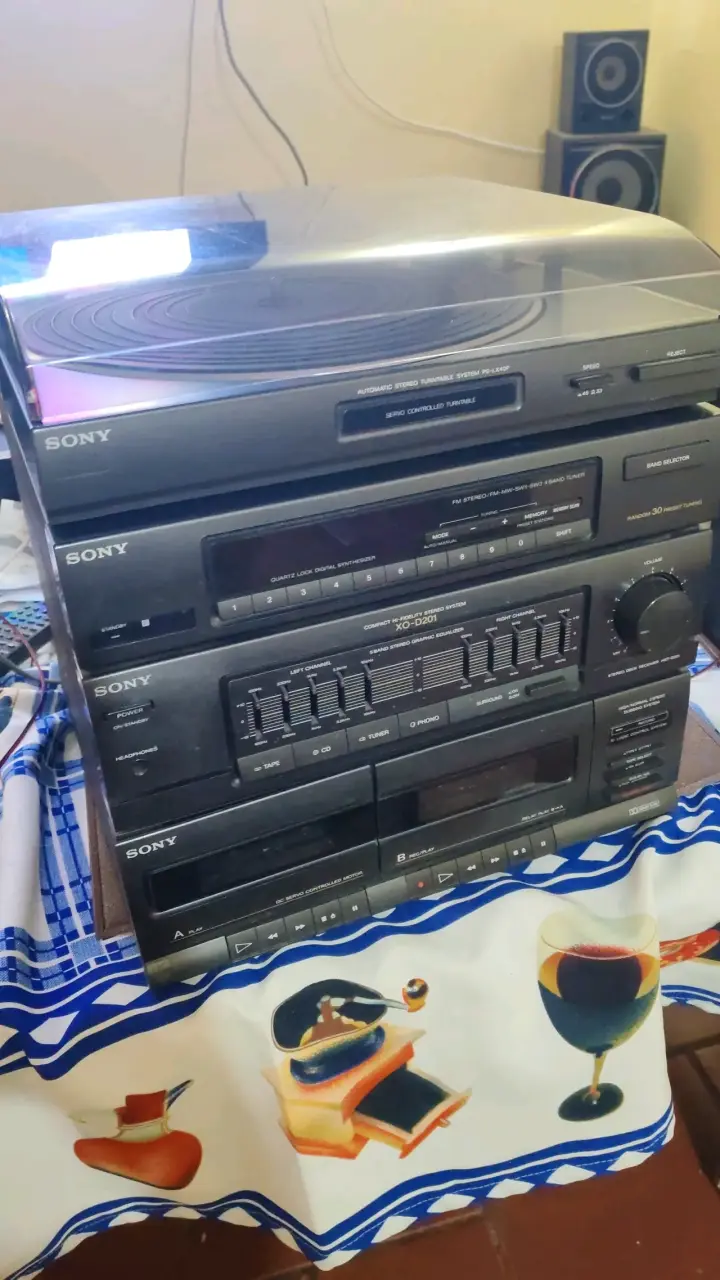 EQUIPO SONY JAPONÉS ORIGINAL - 1