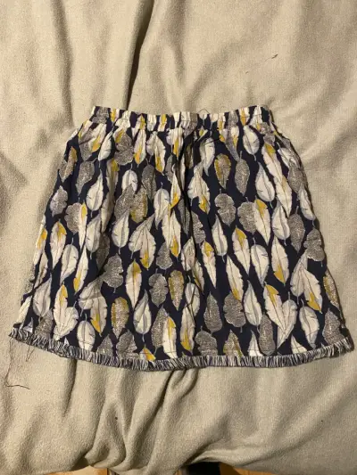 Falda  con estampado de hojas - miniatura 2