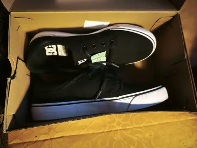 Zapatillas negras DC Shoes - miniatura 3