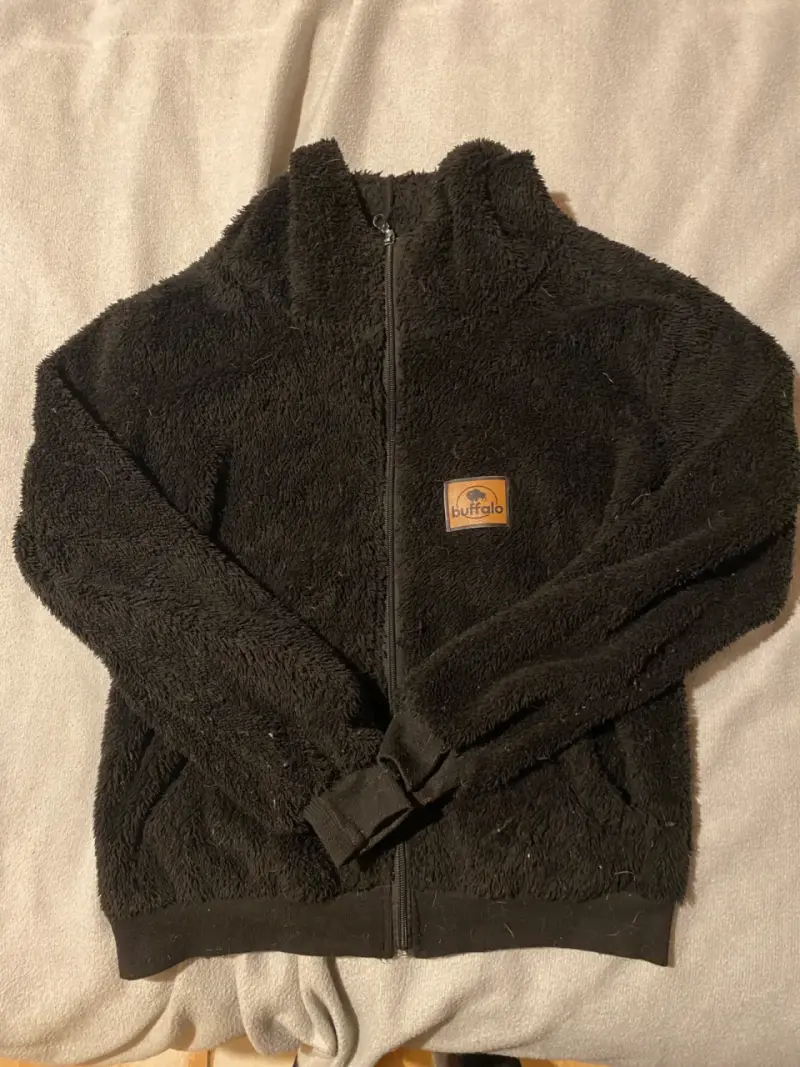 Chaqueta polar negra - 1