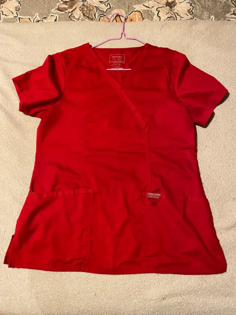 Polera médica rojo Cherokee - 2