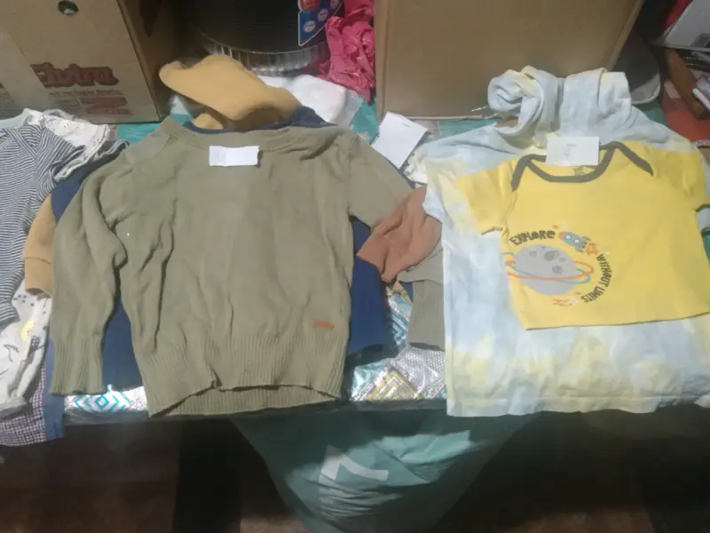 Lote de ropa de bebe 80 prendas - 1