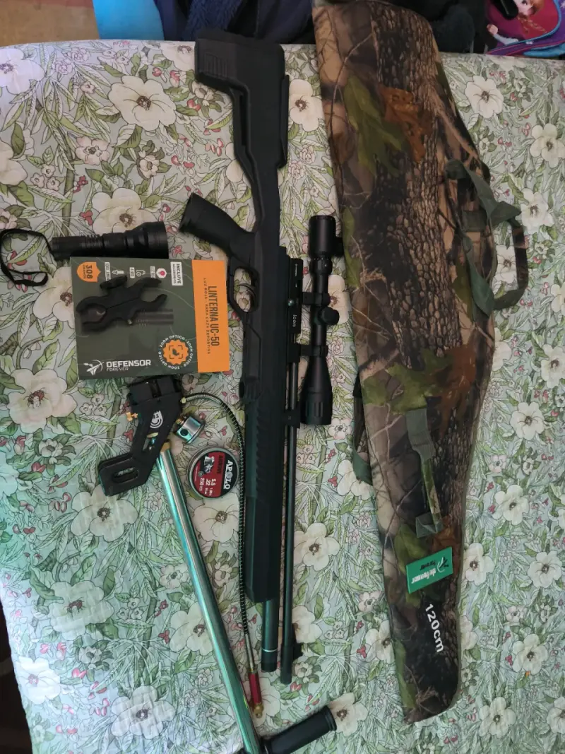 Rifle de aire comprimido con linterna