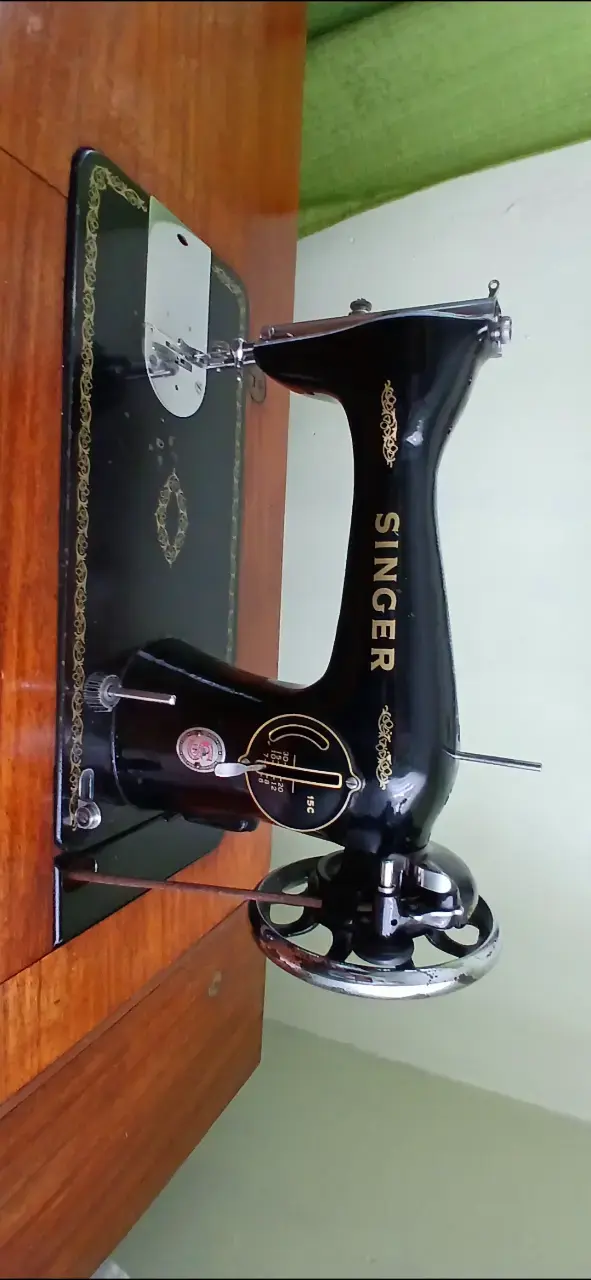 Máquina de coser Singer con mesa. 9 26276313 - 2