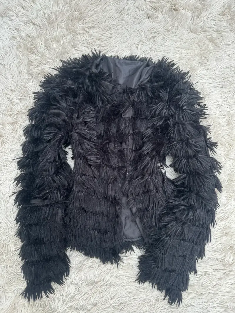 Chaqueta negra de felpa - 1