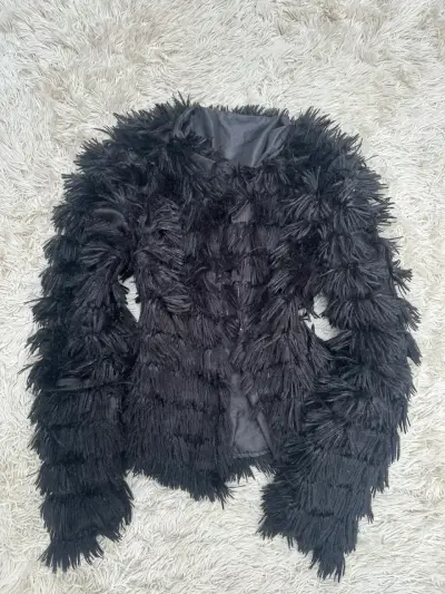 Chaqueta negra de felpa - miniatura 1