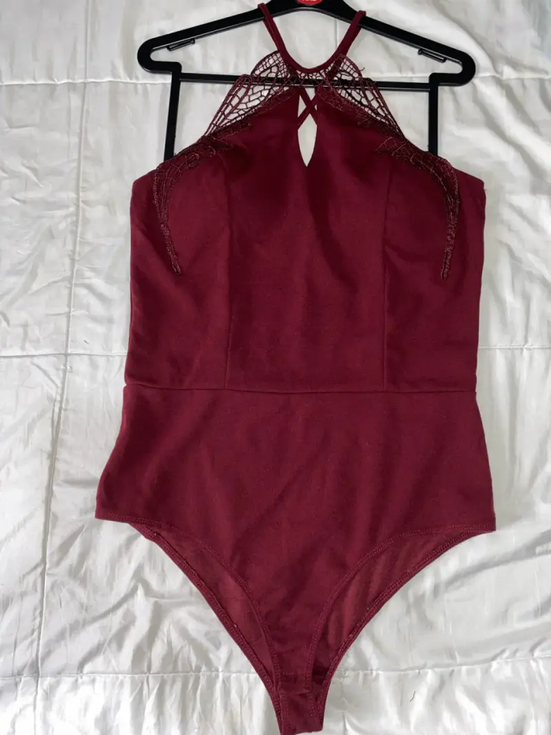 Body negro con tirantes cruzados - 3