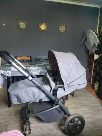 Coche de bebé gris EPIC 5G - miniatura 3
