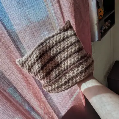 Gorro de lana café y beige - miniatura 3