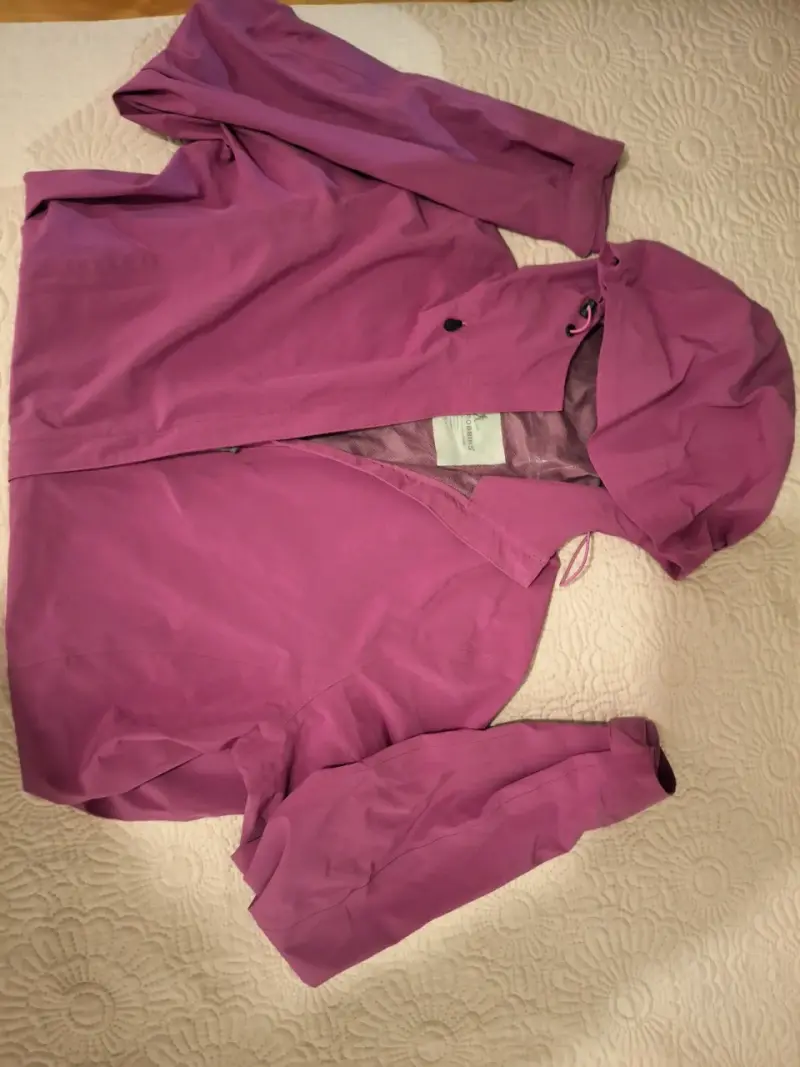 Chaqueta impermeable rosa - 2