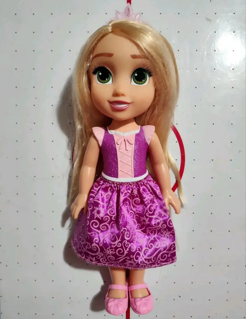 Muñeca princesa Rapunzel original