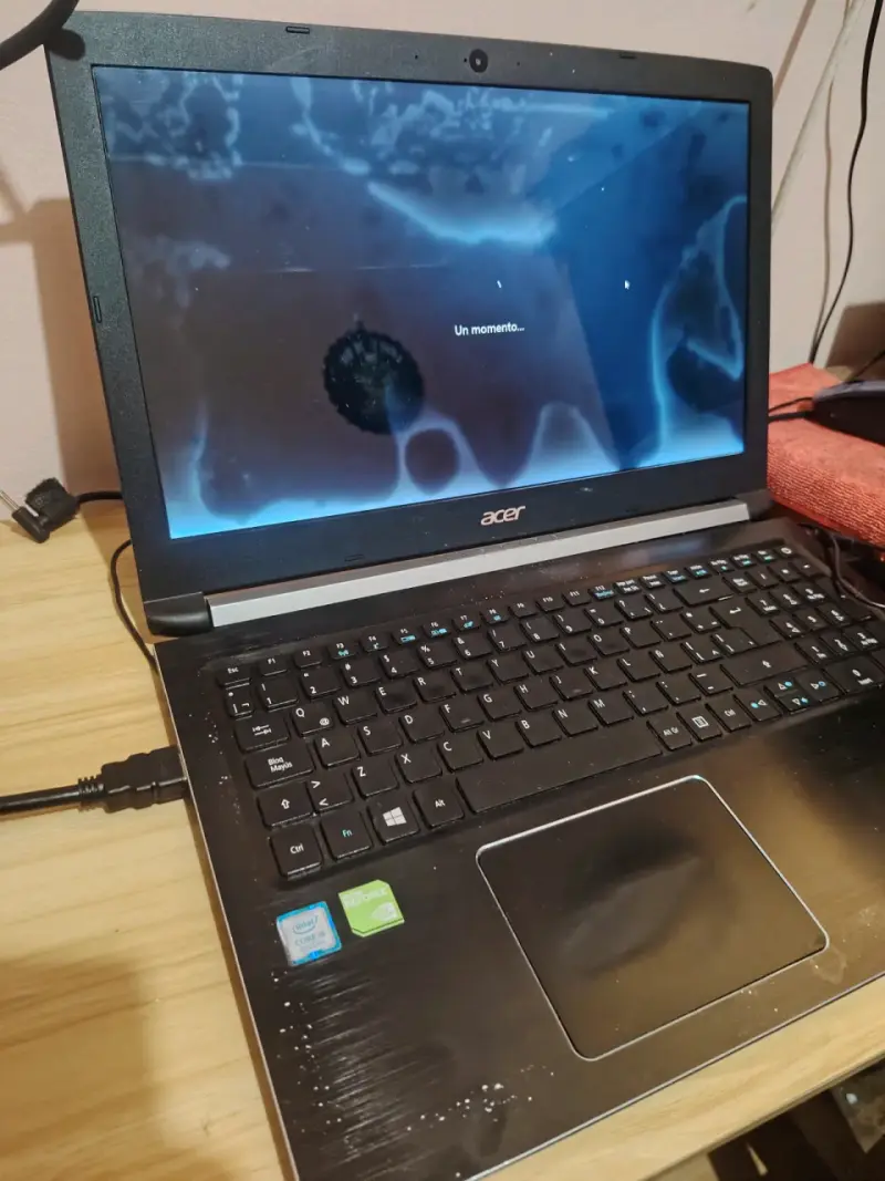Portátil Acer Aspire - 4