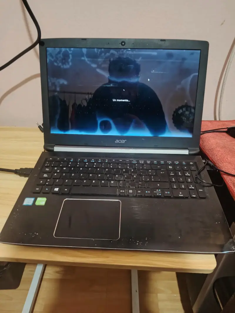 Portátil Acer Aspire - 5