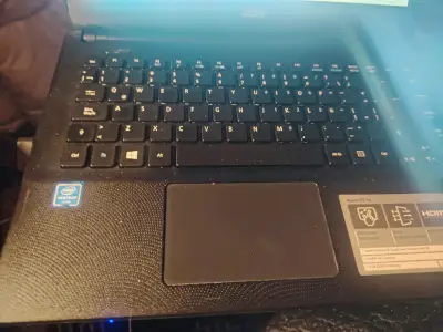 Notebook Acer Aspire ES 14 - miniatura 4