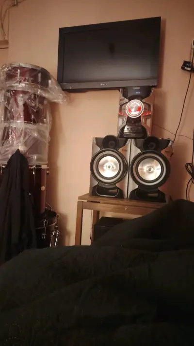 Se vende Equipo de Sonido Samsung  GiGA, incluye S - miniatura 1