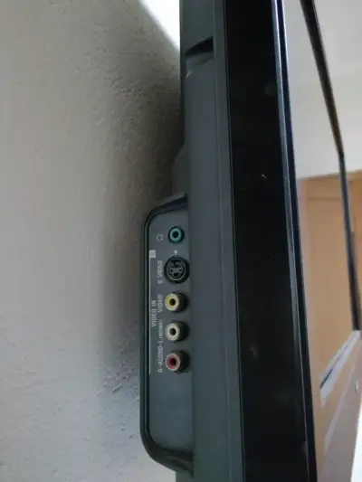 Televisor Sony Bravia 32 pulgadas - miniatura 4