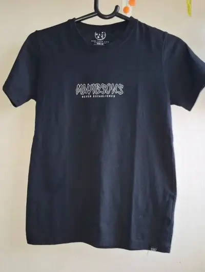 Polera negra Maui & Sons - miniatura 1