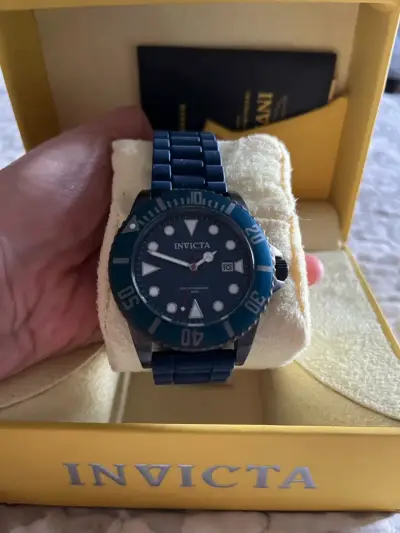 Reloj Invicta azul - miniatura 2