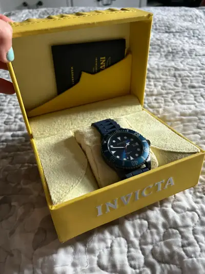 Reloj Invicta azul - miniatura 4