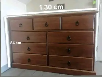 Cómoda de madera - miniatura 1