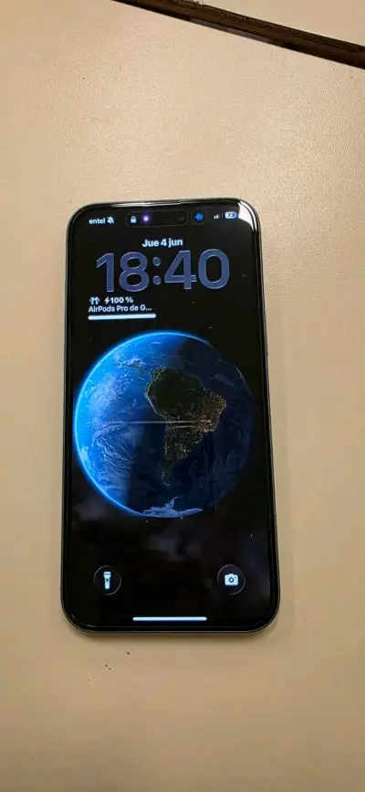 Se vende iPhone 16 plus, 512 GB, cómo nuevo - miniatura 1