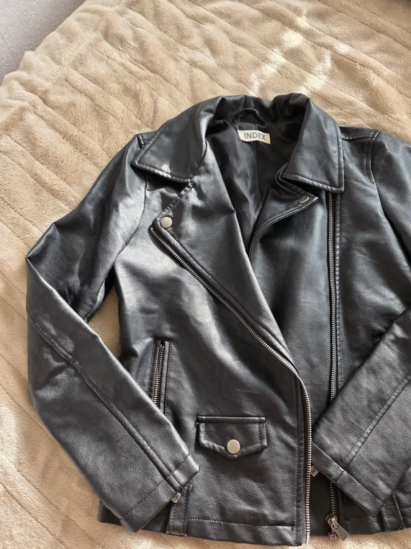 Chaqueta de cuero negra - 2