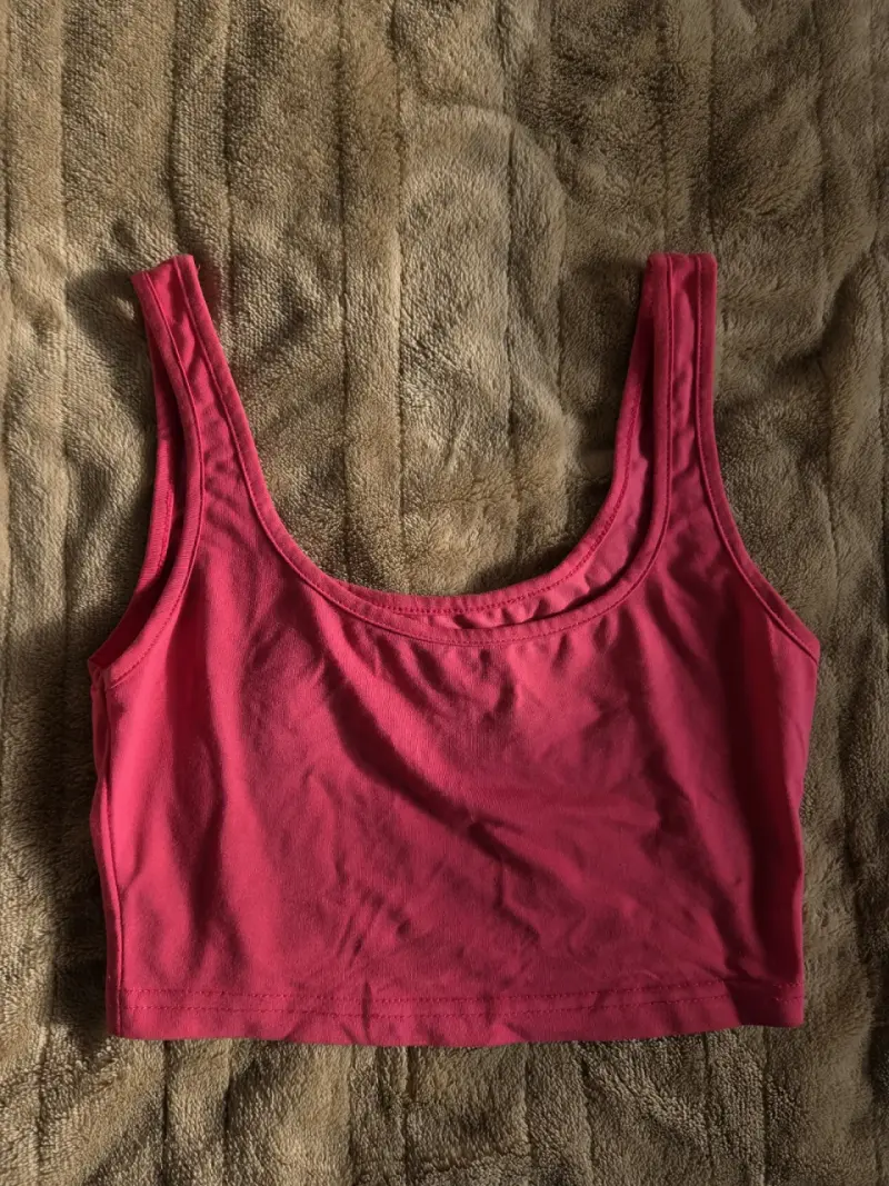 Cropped top rojo mujer - 2