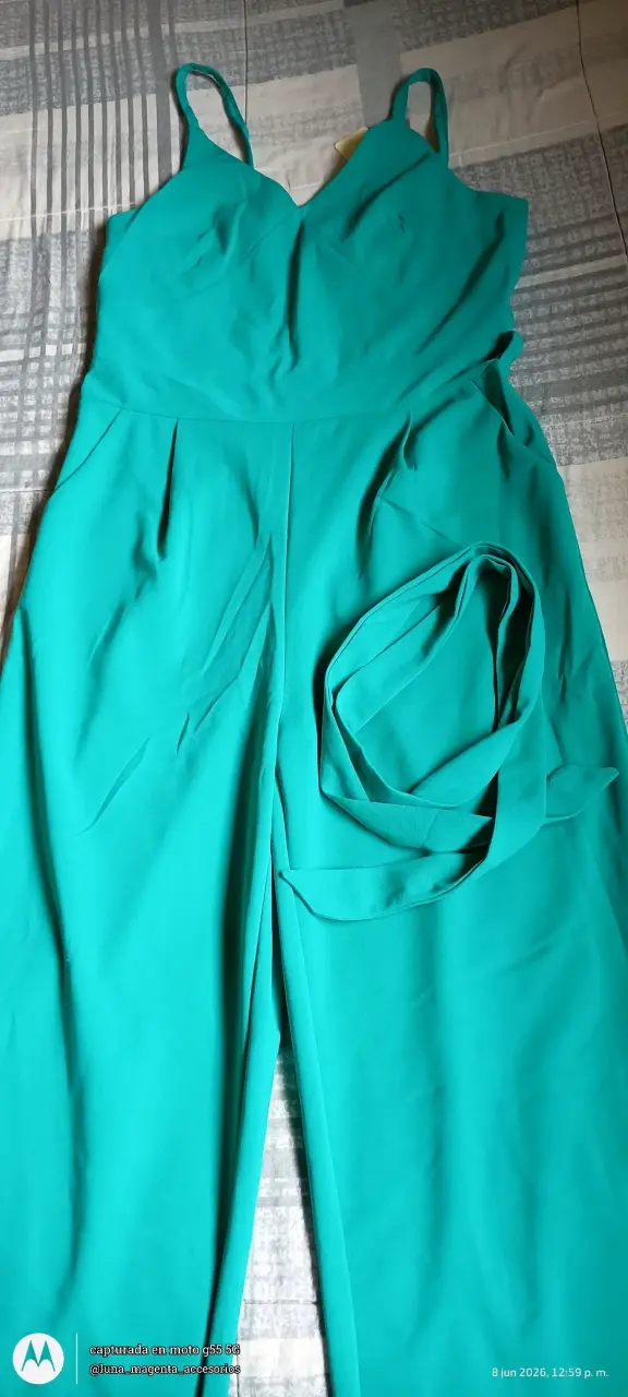Jumpsuit verde esmeralda