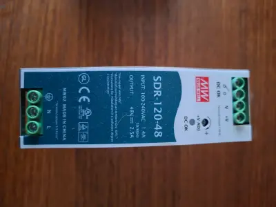 Switch industrial Cisco IE 2000 con su Fuente - miniatura 5