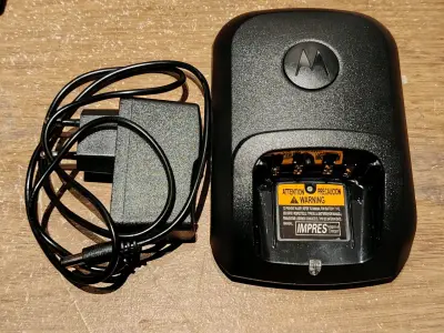 Cargadores de radio Motorola - miniatura 2