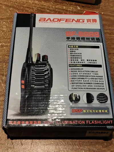Radio portátil Baofeng BF-888S - miniatura 1