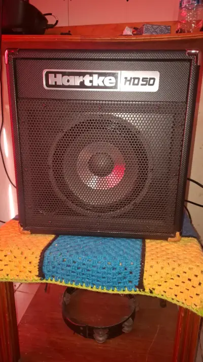 Amplificador Hartke HD50 para bajo - miniatura 1