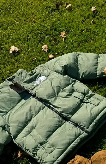 Chaqueta verde acolchada