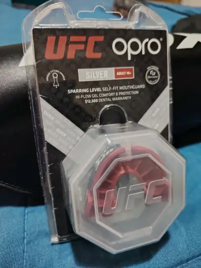Protector bucal UFC Opro Silver - miniatura 1