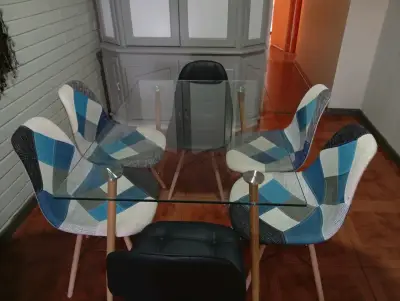 Set comedor vidrio y sillas - miniatura 2