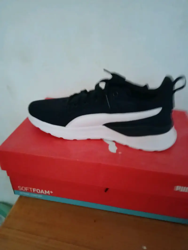 Zapatillas deportivas negras Puma - 1